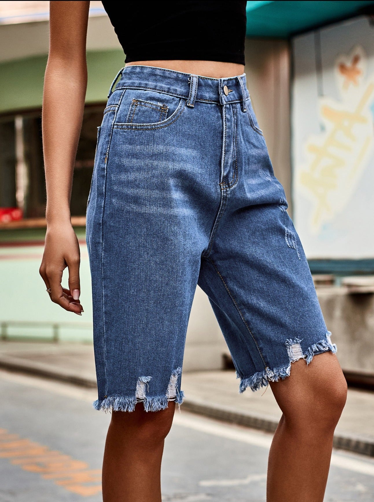 Buttoned Loose Fit Ripped Washed Denim Shorts
