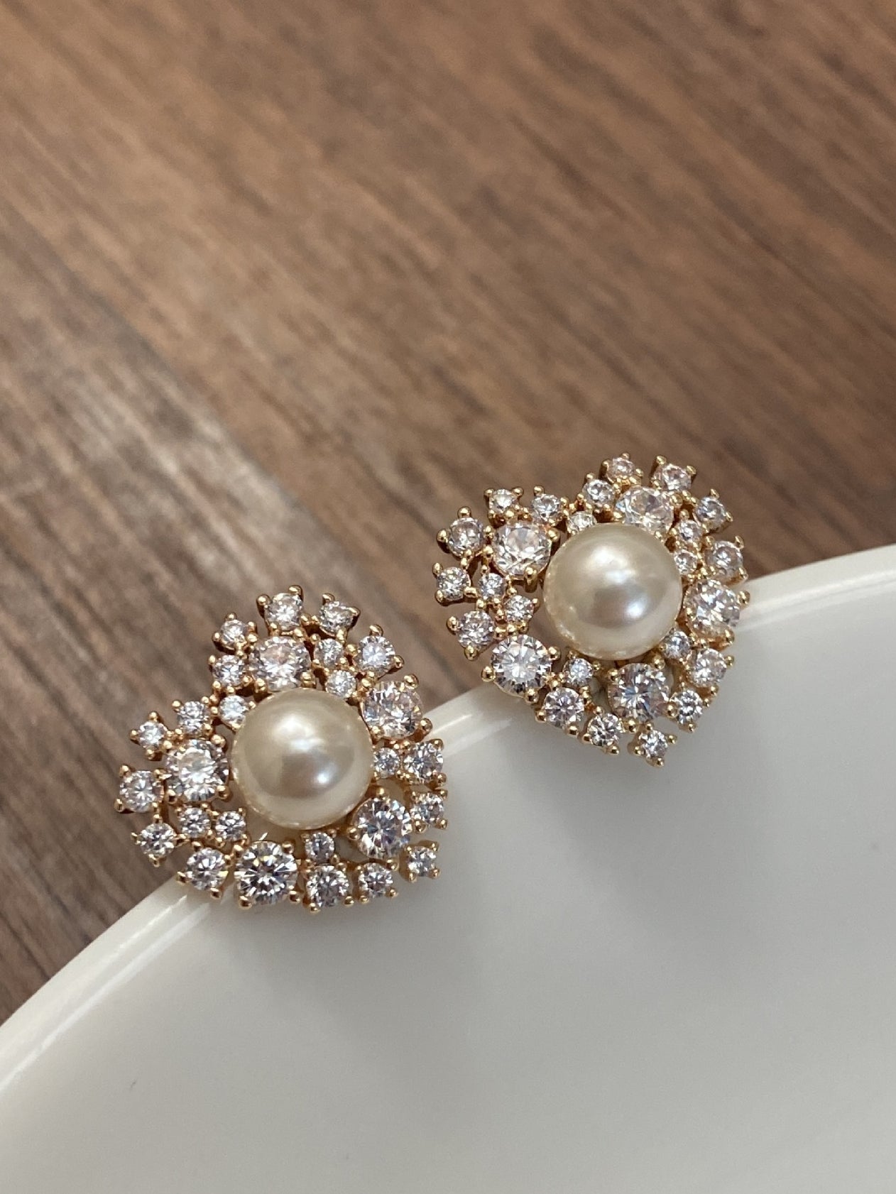 Heart Shaped Diamond Inlaid Pearl Earrings