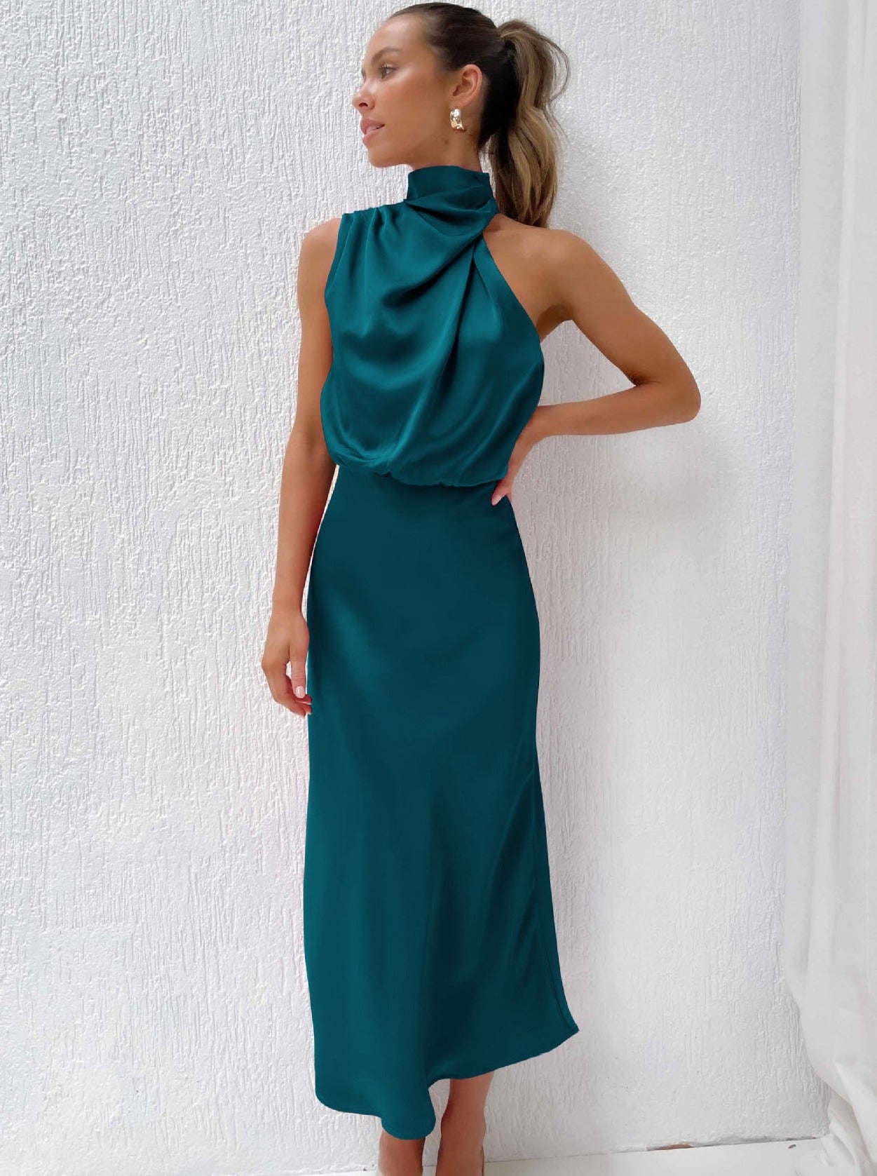 Elegant Blue Halter Neck Dress