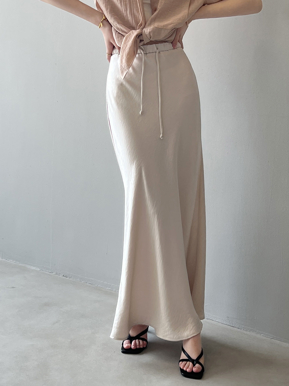 Simple White Drawstring Temperament Hip Long Skirt