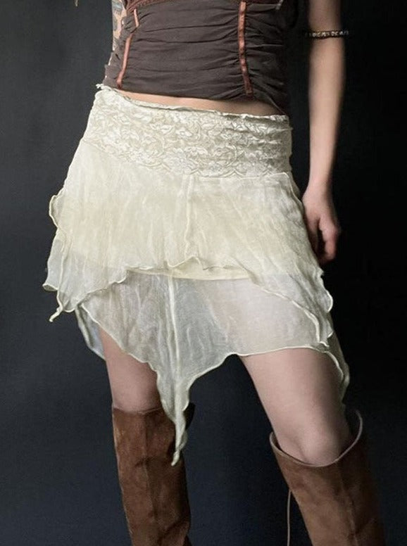 Hvid højtaljet mesh asymmetrisk nederdel 