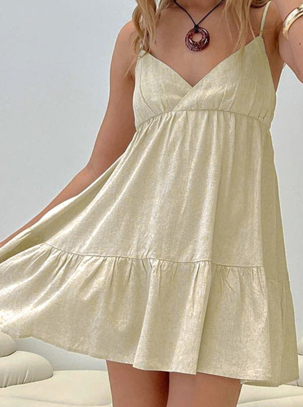 Rygløs råhvid sommerflydende kjole 