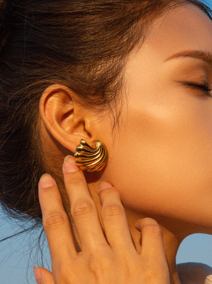 18K Gold Stainless Steel Shell-Shaped Earrings