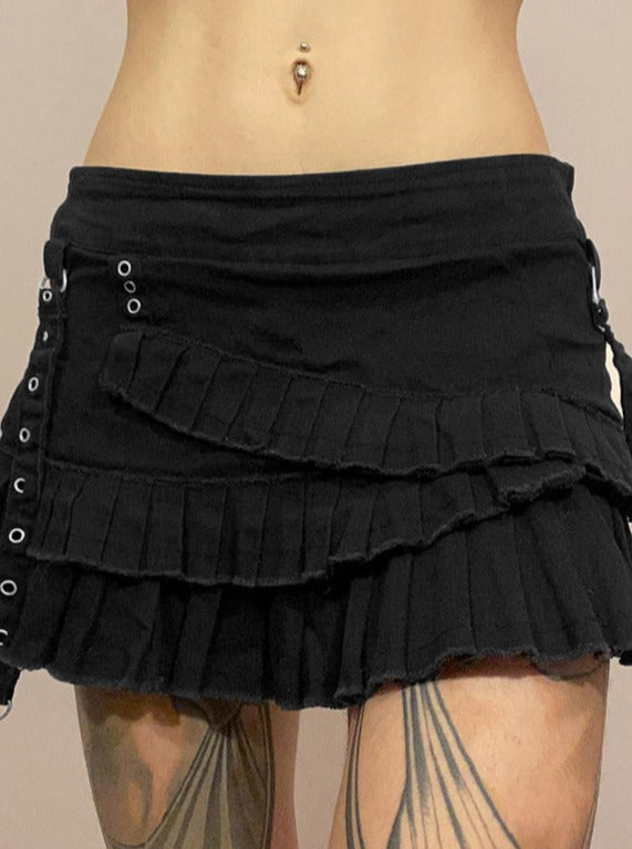 Plisseret Street-nederdel i mørk stil 