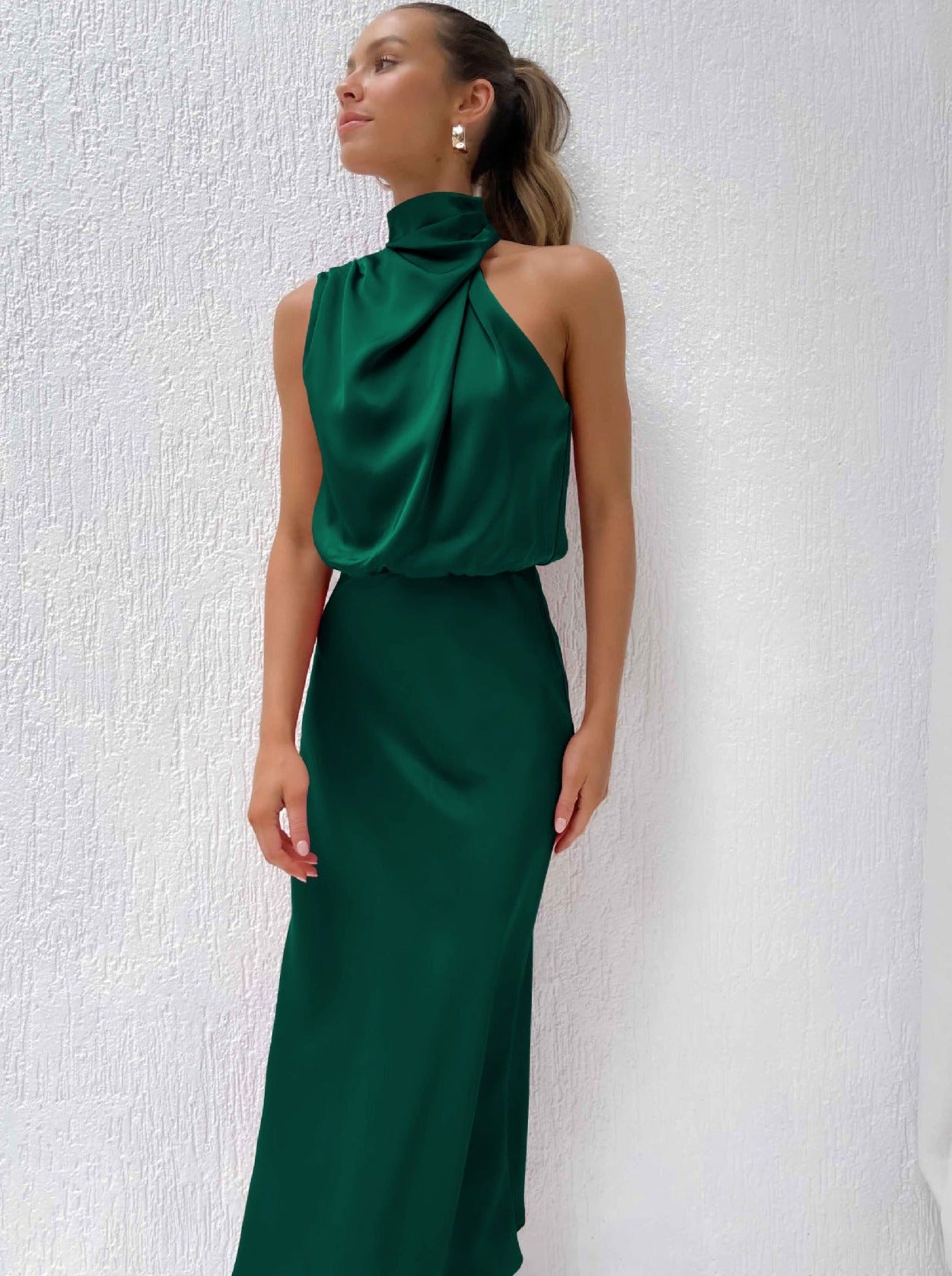 Elegant Deep Green Halter Neck Dress