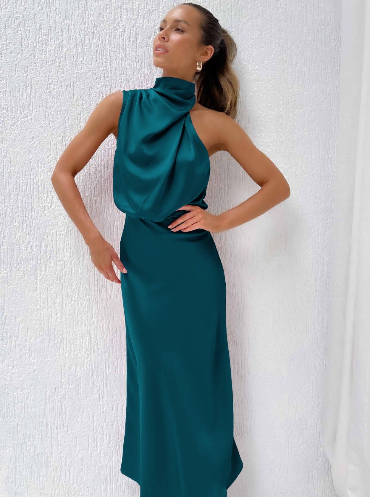 Elegant Blue Halter Neck Dress