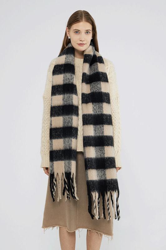 Versatile Long Thick Plaid Tassel Scarf