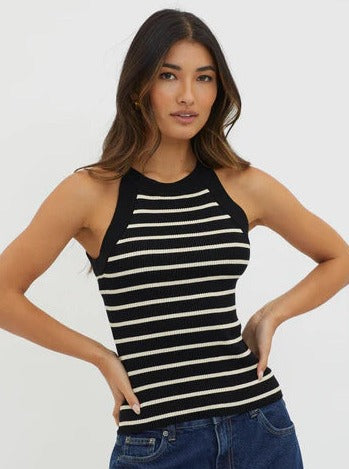 Sleeveless Striped Knitted Shirt