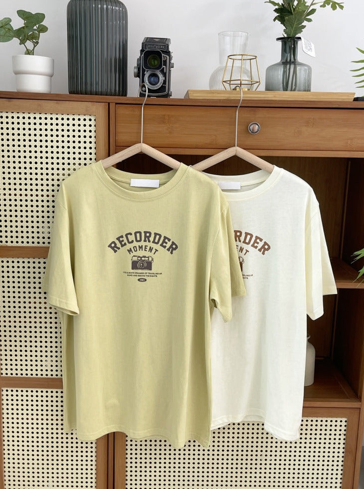 Løs T-shirt med retro design med bogstavtryk 