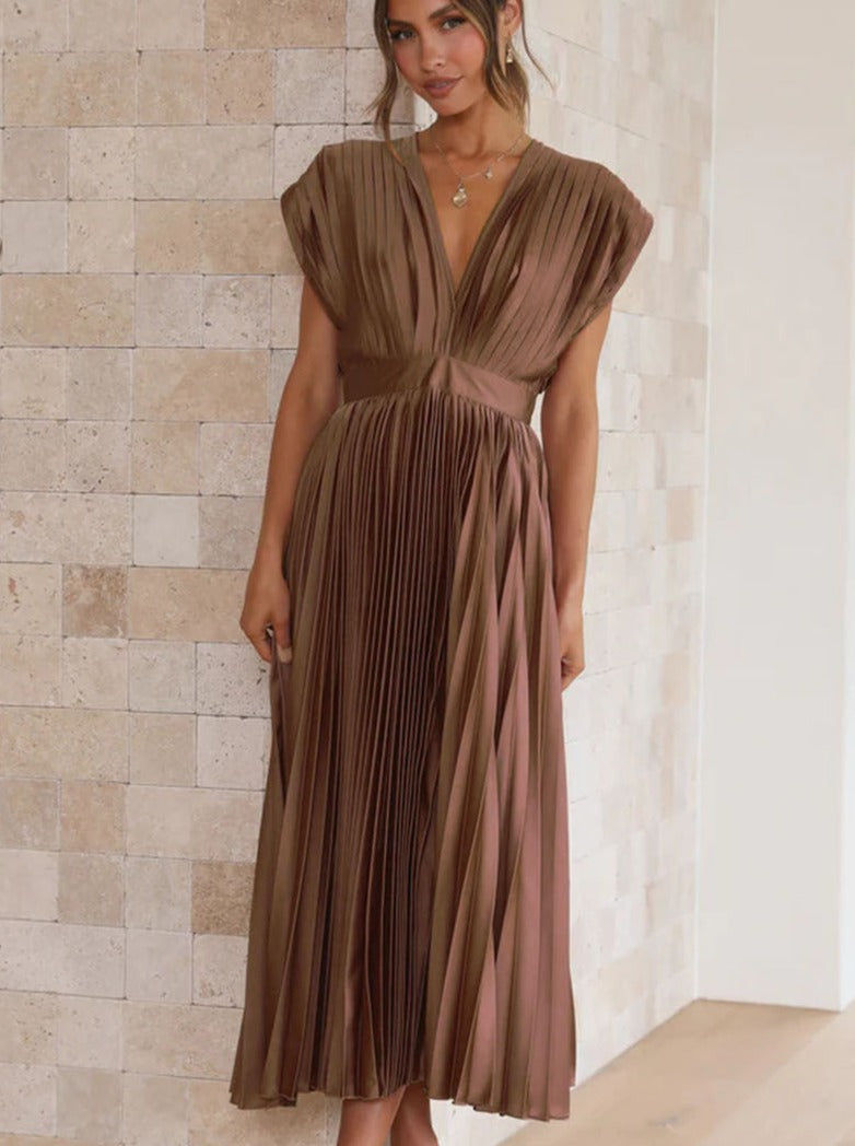 Brown Casual V-Neck Pleated Dress