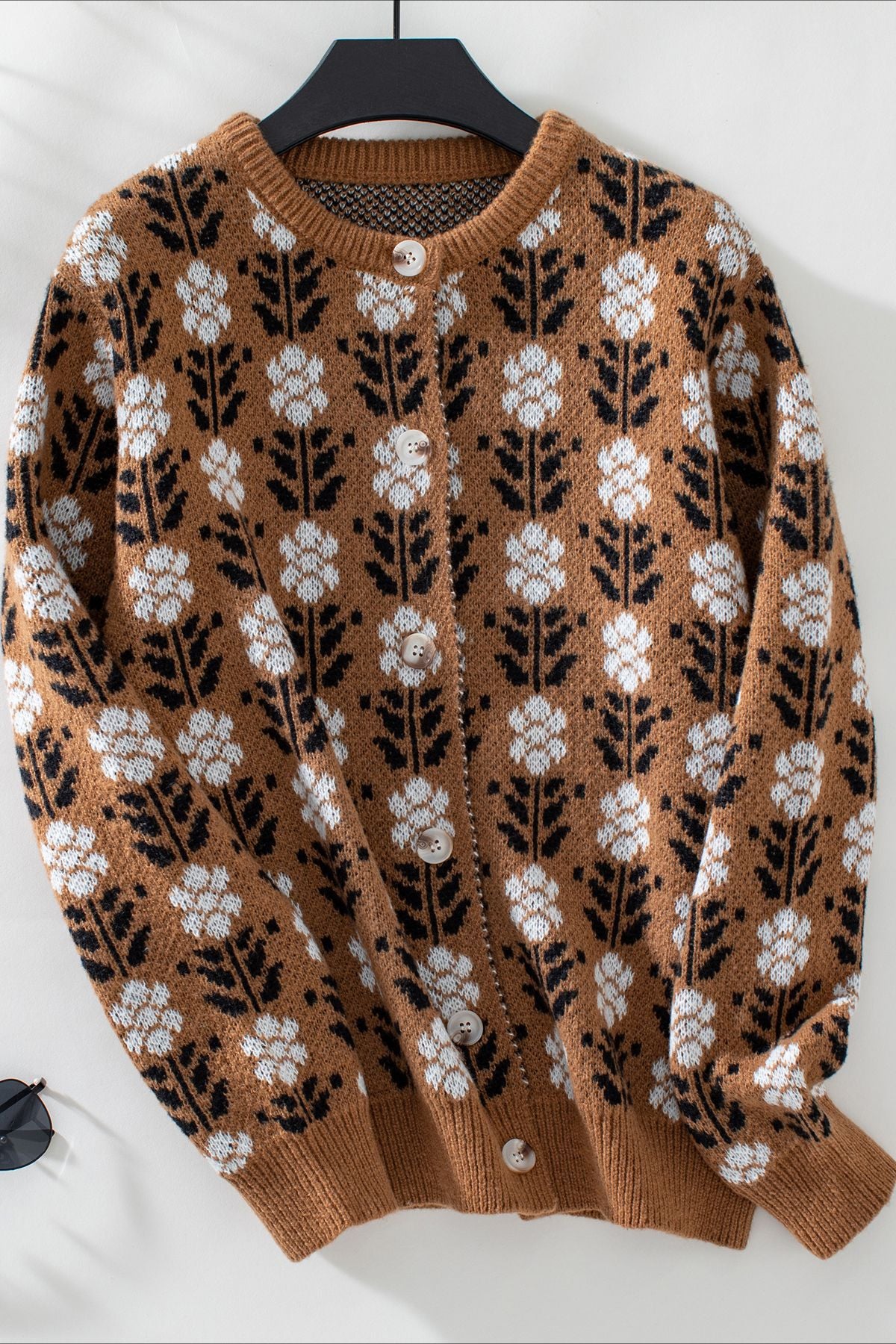 Long Sleeve Floral Buttoned Knitted Sweater