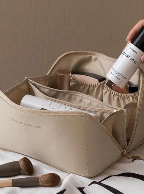 Travel Cosmetic Bag PinchBox White 